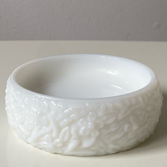 Antique AVON Love Nest Milk Glass Vintage Floral Textured Bowl Soap Dish or Ring